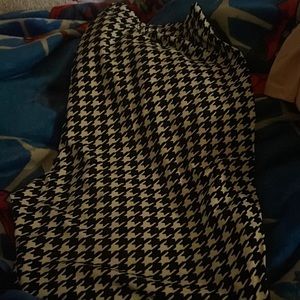 Brand New black and white pants